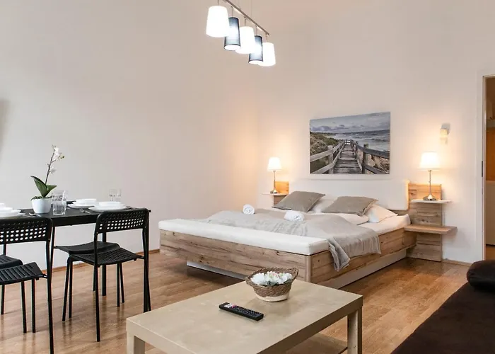 Fulfilling 2Br Apt. Very Central And Good Located