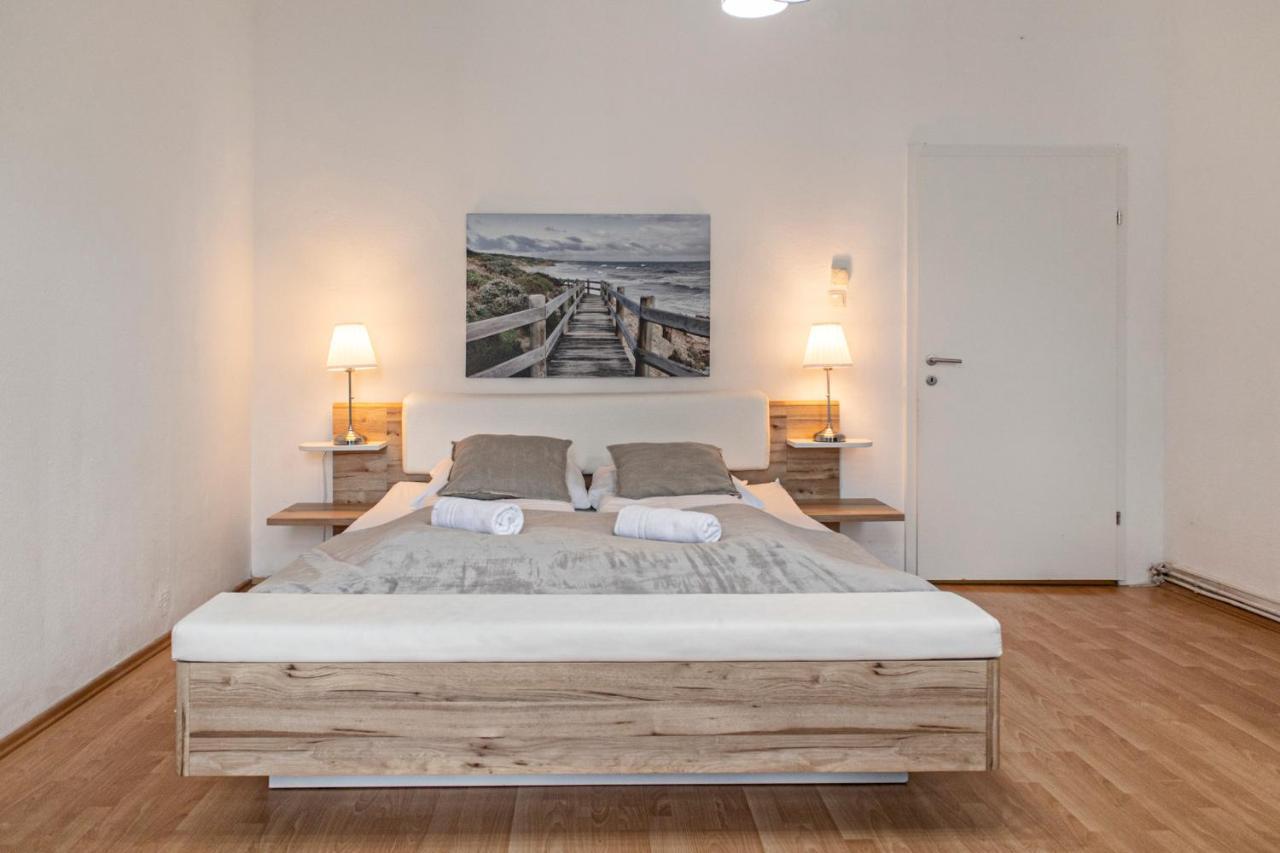 Fulfilling 2br Apt. Very And Good Located *